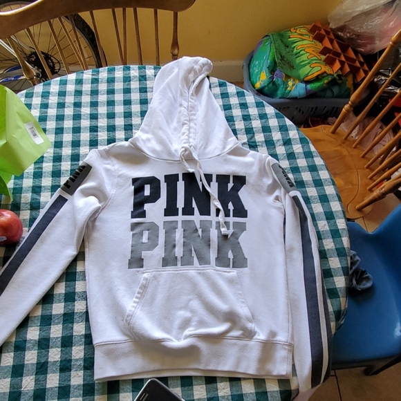 Pink Sweater - Picture 2 of 4